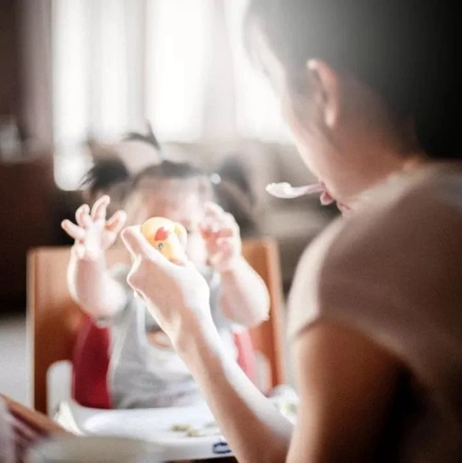 宝宝肾脏发育不完善,不吃过咸的食物 宝宝肾脏发育不完善,不吃过咸的食物